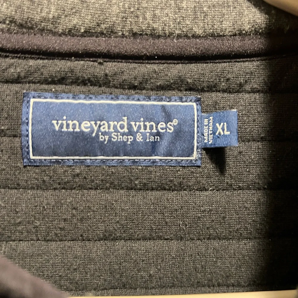Vineyard Vines Dark Gray Quilted Pullover - Picture 2 of 4